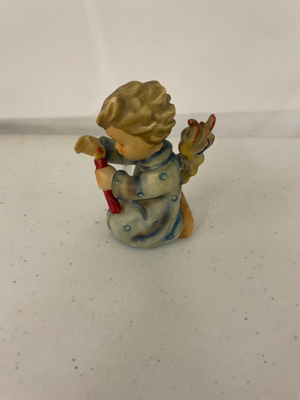 Goebel M.I. Hummel Shining Light #358 Kneeling Angel Holding Candle Figurine VTG